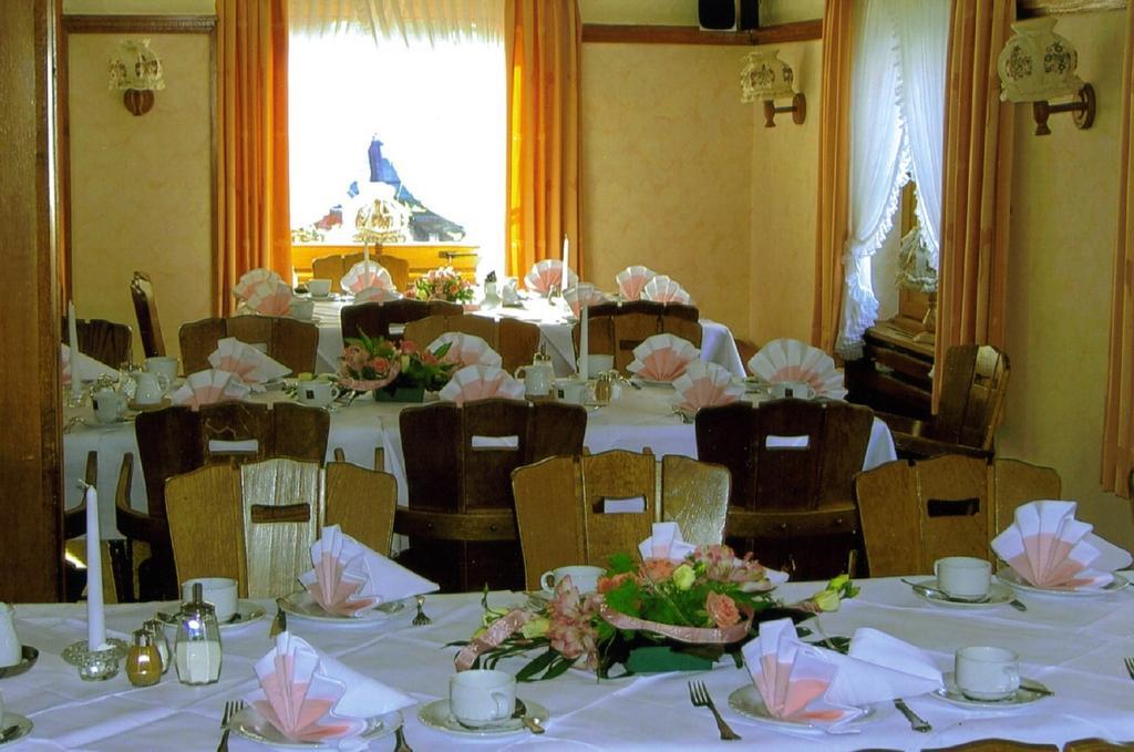 נידגן Hotel Restaurant Schmidter Bauernstube חדר תמונה